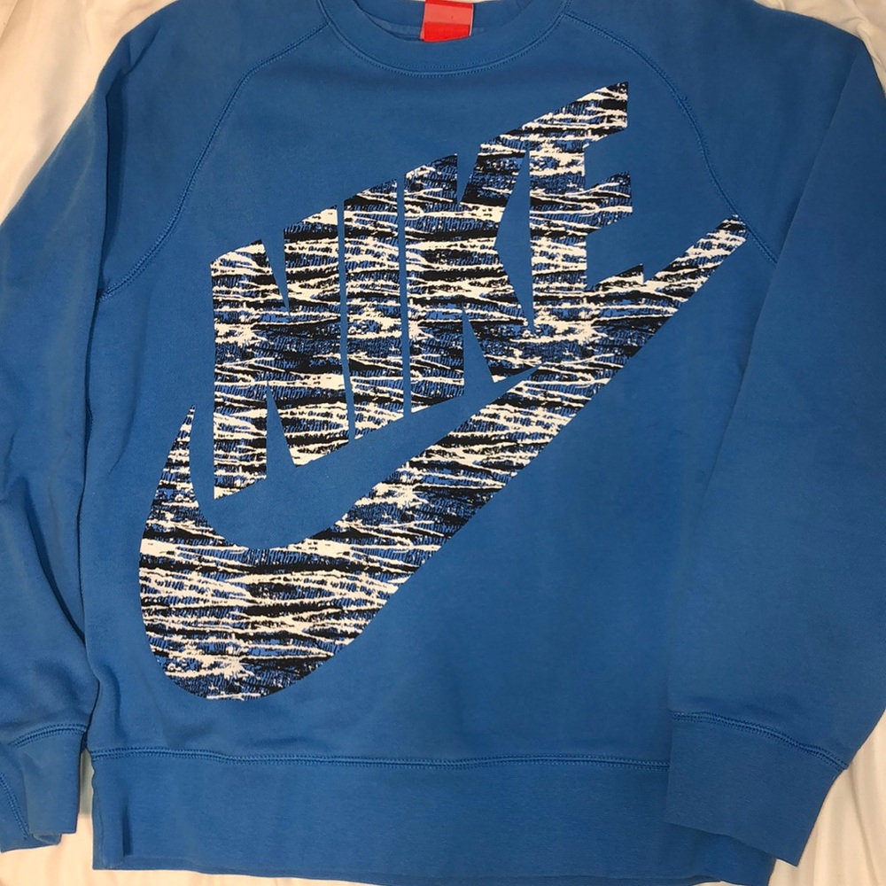 Nike Crewneck!